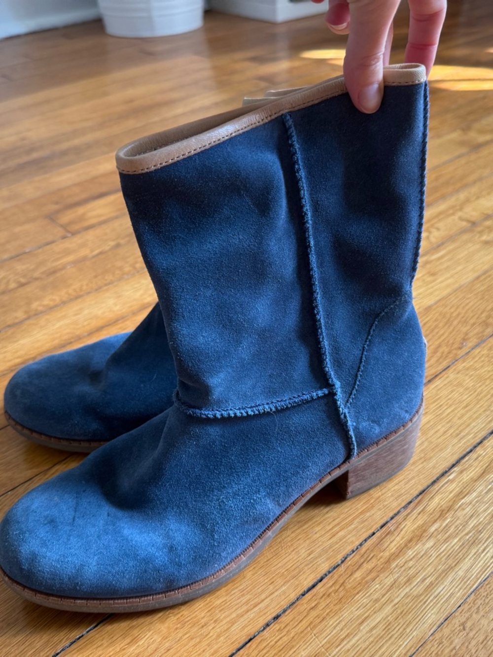 UGG Blue Suede Boot